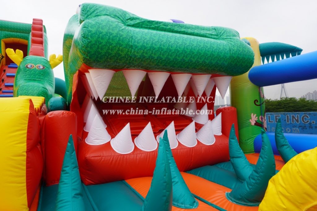 GF2-017 Jungle Theme Inflatable Funcity