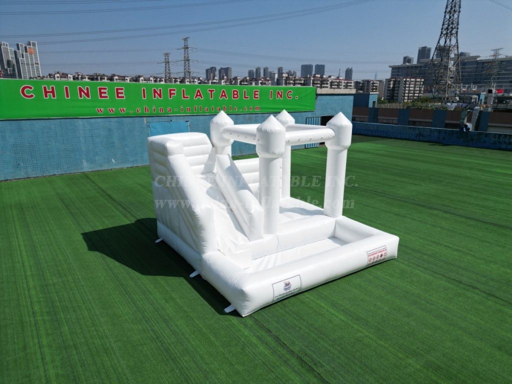 T2-3511 Wedding Castle Inflatable