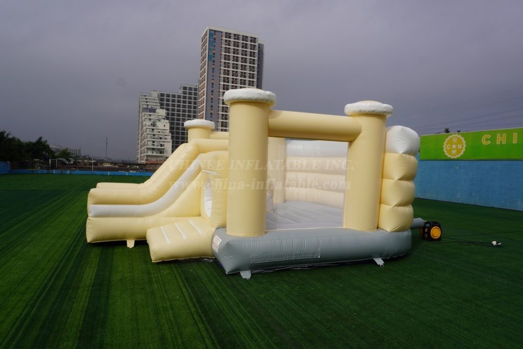 T2-168B Yellow And White Bouncy Castle With Slide